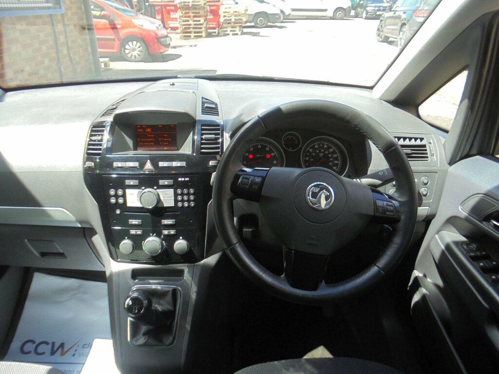 Vauxhall Zafira Design Silver #10
