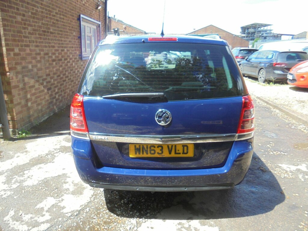 Vauxhall Zafira Design Silver #7