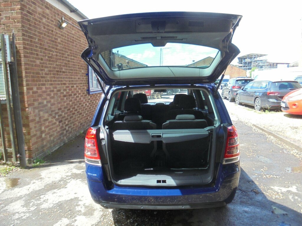 Vauxhall Zafira Design Silver #8