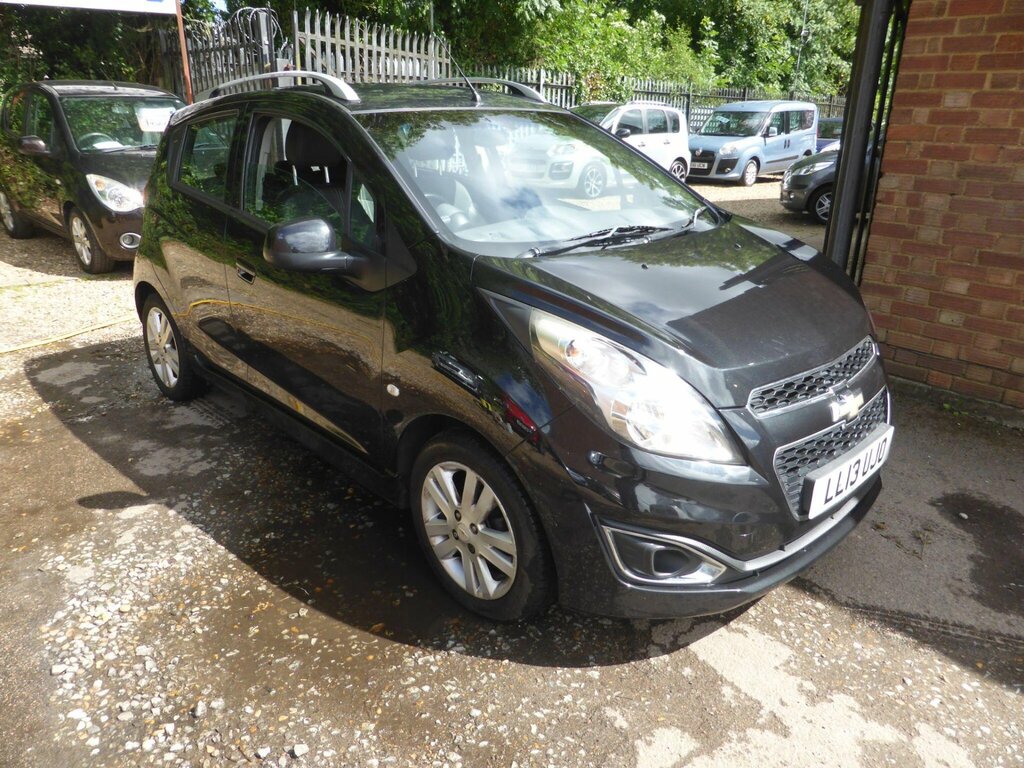 Chevrolet Spark 1.2I Ltz Euro 5 Black #2