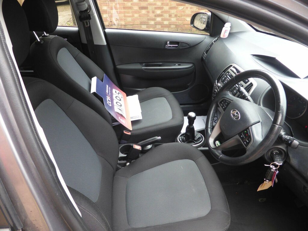Hyundai I20 1.2 Active Euro 5 Silver #10