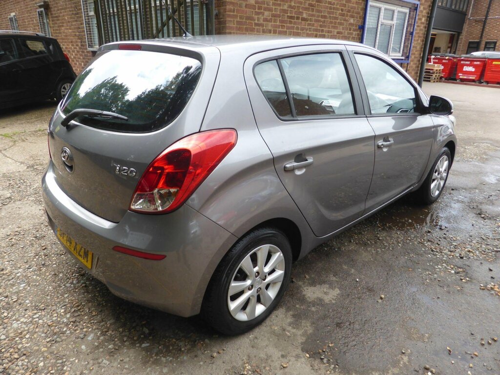 Hyundai I20 1.2 Active Euro 5 Silver #9