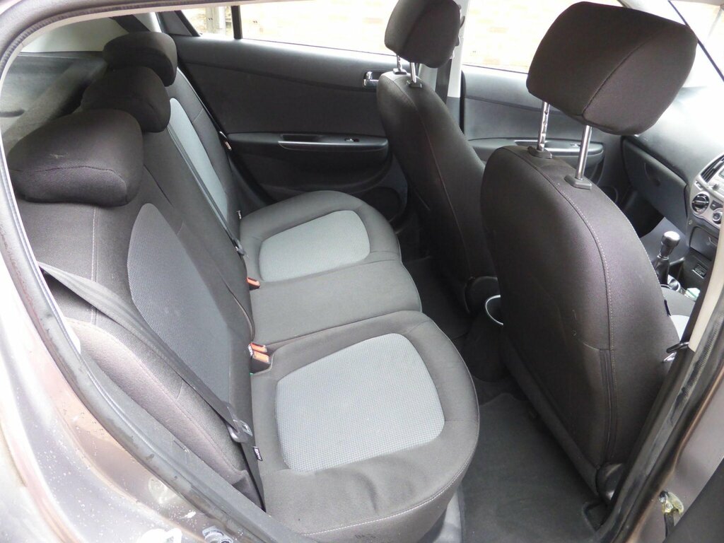 Hyundai I20 1.2 Active Euro 5 Silver #16