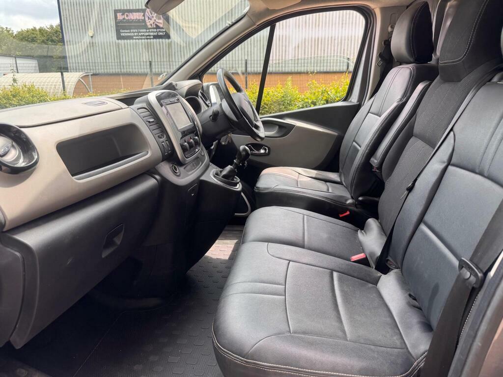 Renault Trafic 1.6L Sl27 Sport Nav Black #27
