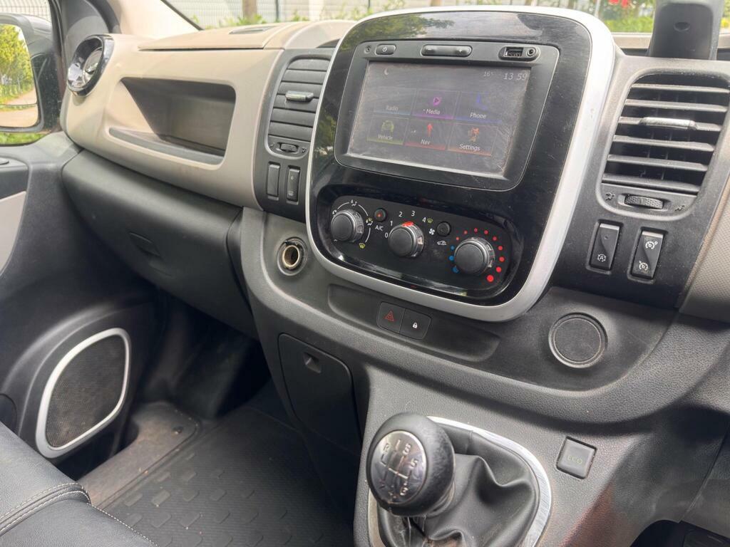 Renault Trafic 1.6L Sl27 Sport Nav Black #32