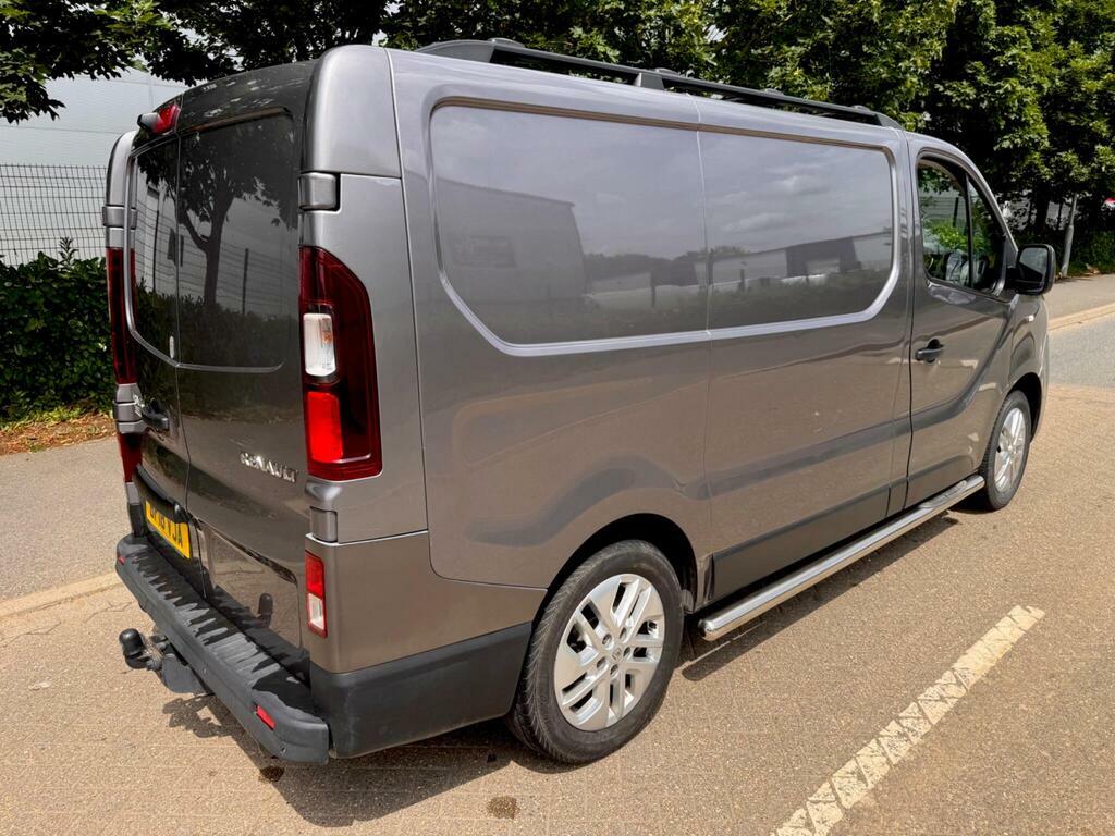 Renault Trafic 1.6L Sl27 Sport Nav Black #18