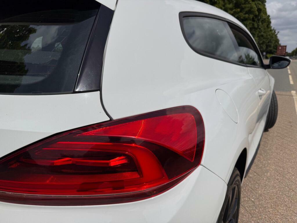 Volkswagen Scirocco 1.4L Gt Black Edition White #12