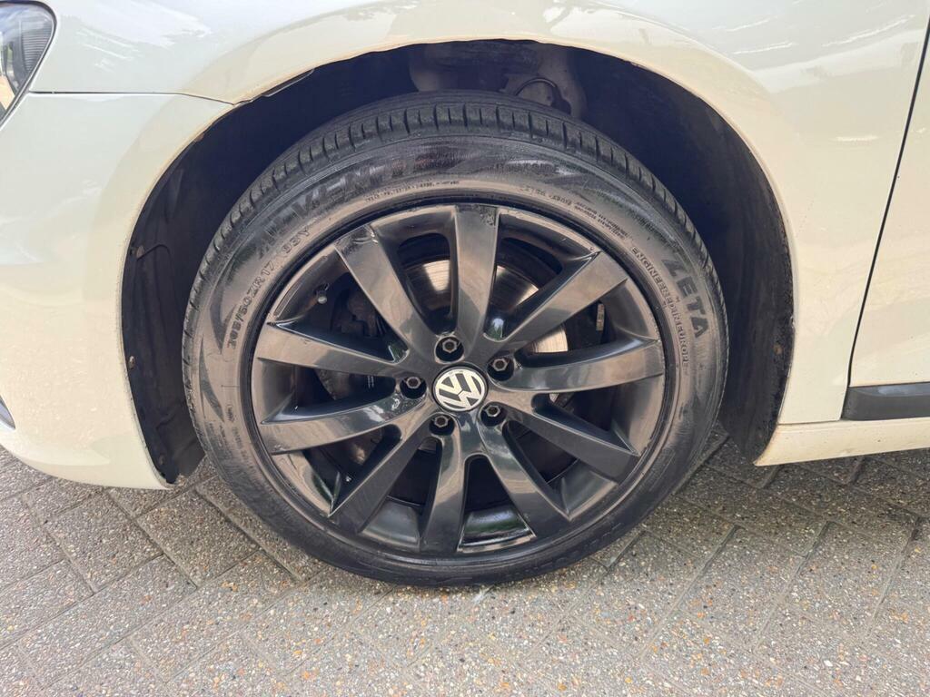 Volkswagen Scirocco 1.4L Gt Black Edition White #22