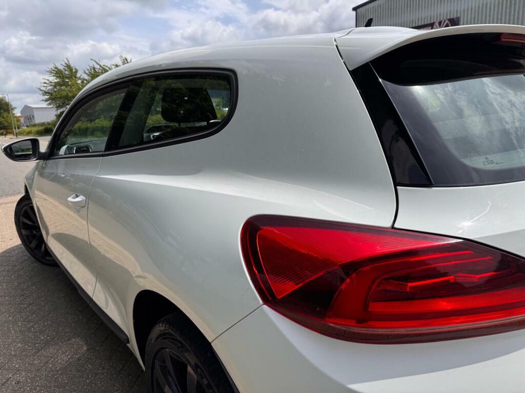 Volkswagen Scirocco 1.4L Gt Black Edition White #11