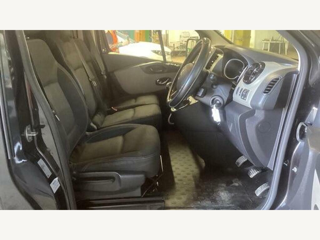 Renault Trafic 1.6 Dci 27 Sport Nav Swb Standard Roof Euro 6 Black #6