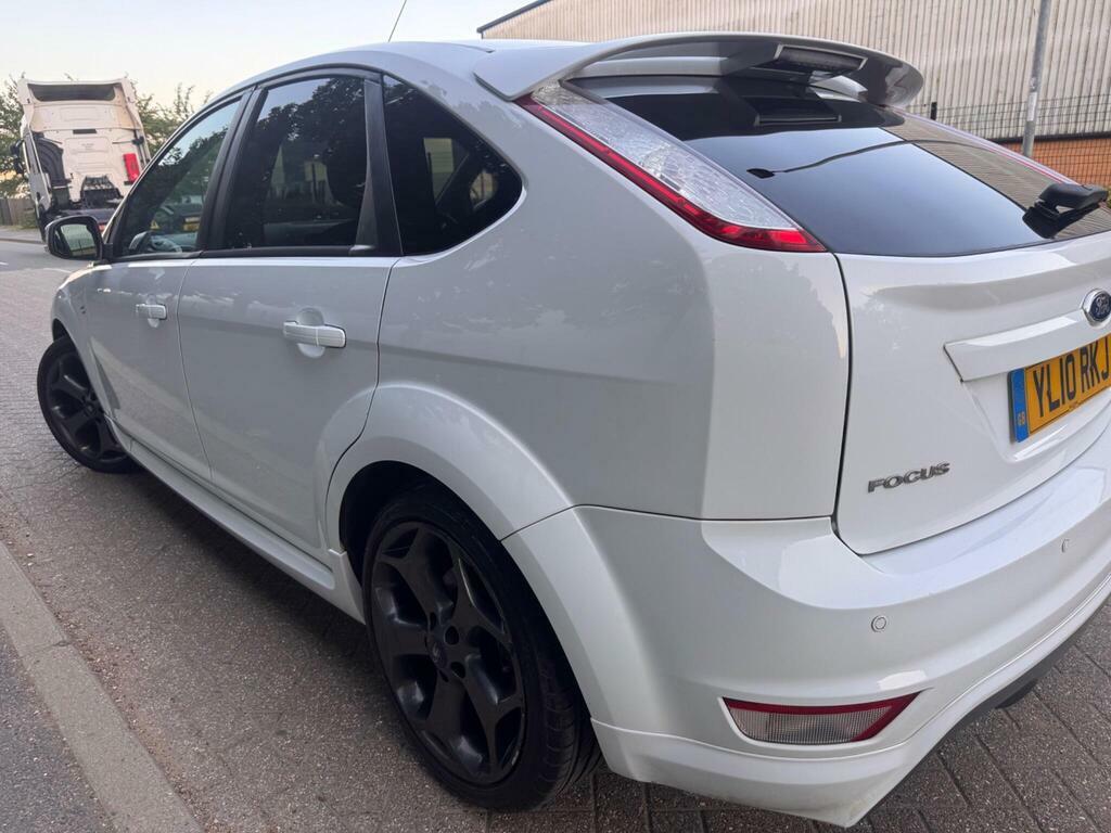 Ford Focus 2010 Ford Focusnbsp1.6 Zetec S Low Miles Gr Black #7