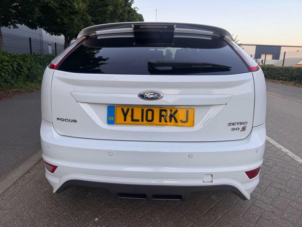 Ford Focus 2010 Ford Focusnbsp1.6 Zetec S Low Miles Gr Black #14