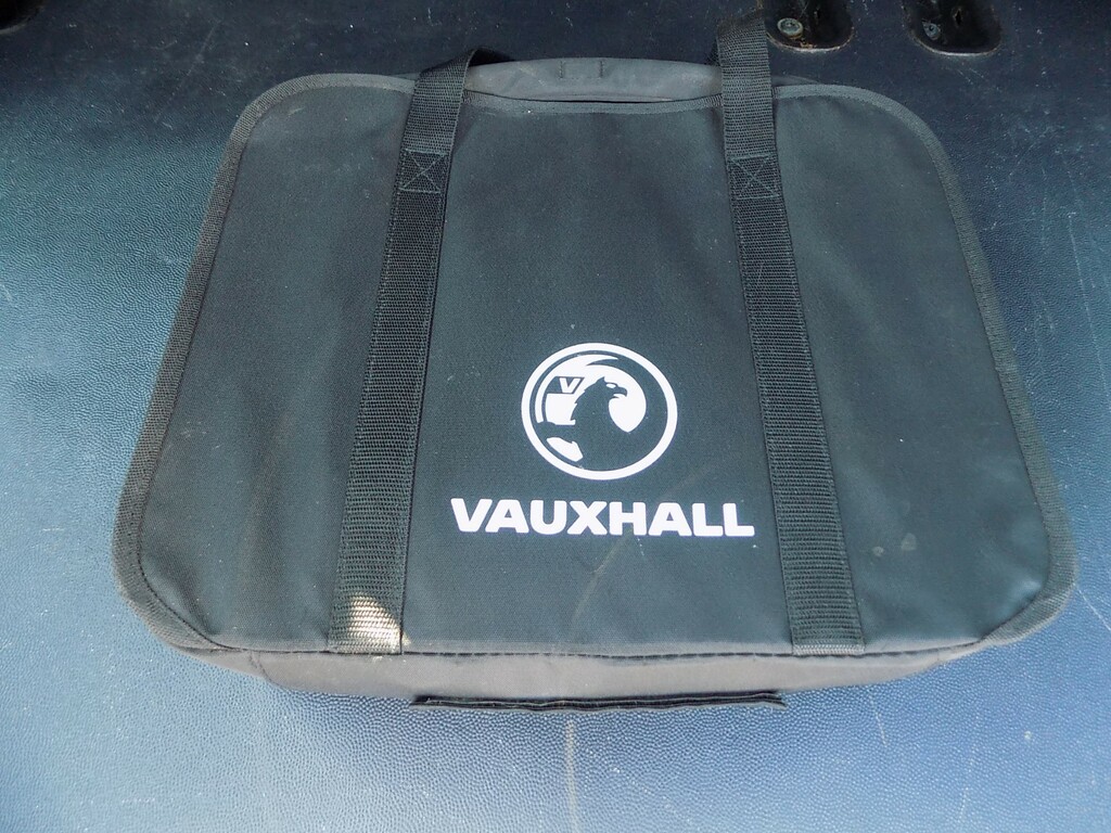 Vauxhall Vivaro Life Combi L #6