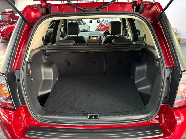 Land Rover Freelander 2 Sd4 Metropolis Suv Red #4