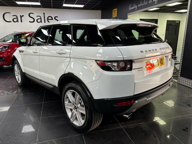 Land Rover Range Rover Evoque Sd4 Pure Suv DG13UVD White #2