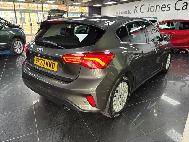 Ford Focus Ecoblue Titanium Hatchback EK70KWD Grey #5