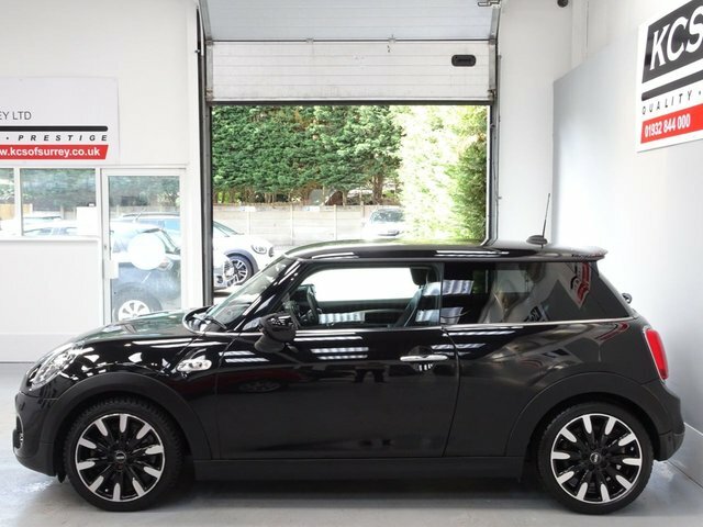 Mini Hatch 2.0 Cooper S Exclusive Hatchback Steptr RV69NNU Black #3