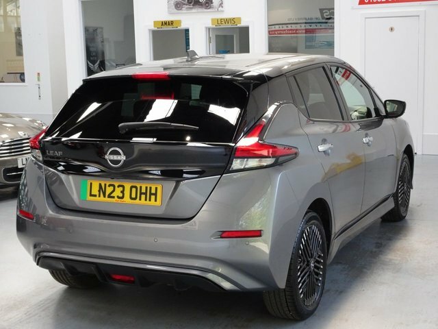 Nissan Leaf 59Kwh E Tekna Hatchback 217 Ps Grey #5