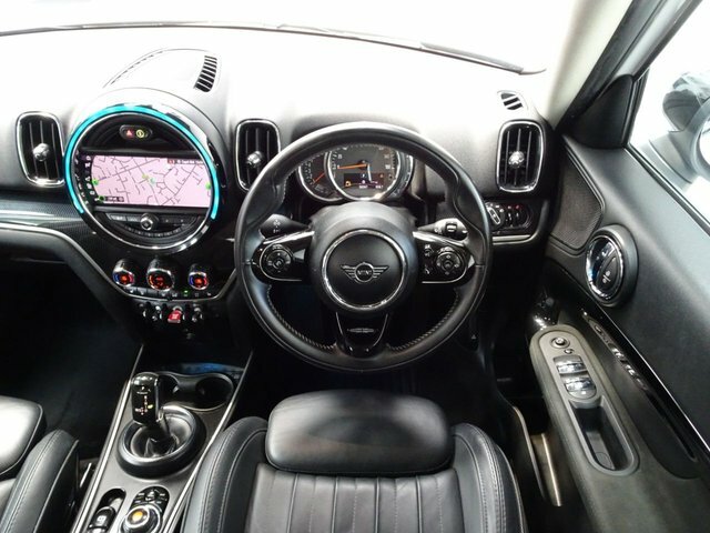 Mini Countryman 1.5 Cooper Exclusive Suv Steptronic Eur White #4