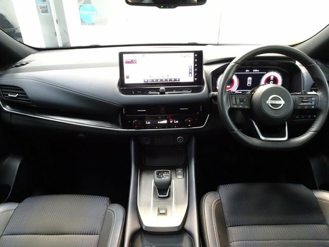 Nissan Qashqai 1.3 Dig-t Mhev Tekna Suv Hybrid Xtron E Black #2