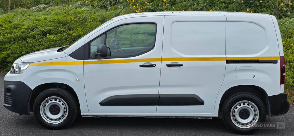 Citroen Berlingo 1.5 Bluehdi 650Kg Enterprise Ed 100Ps 6 Spd S S YD73VCB White #6