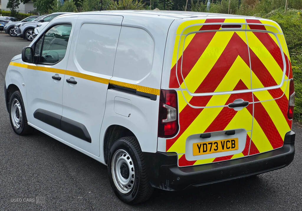 Citroen Berlingo 1.5 Bluehdi 650Kg Enterprise Ed 100Ps 6 Spd S S YD73VCB White #5