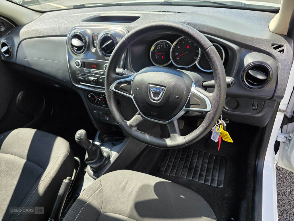Dacia Sandero 0.9 Tce Essential White #6