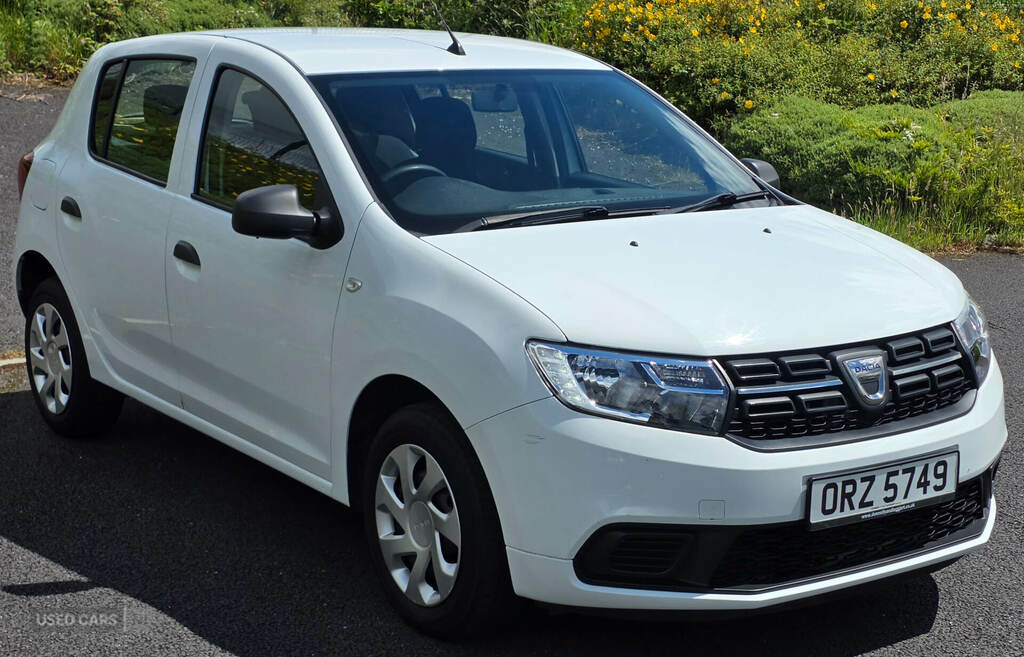 Dacia Sandero 0.9 Tce Essential White #2