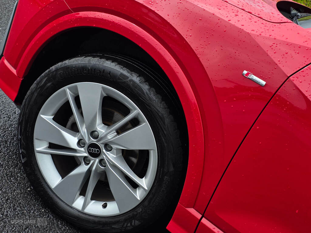 Audi Q2 30 Tfsi S Line GD73KCU Red #5