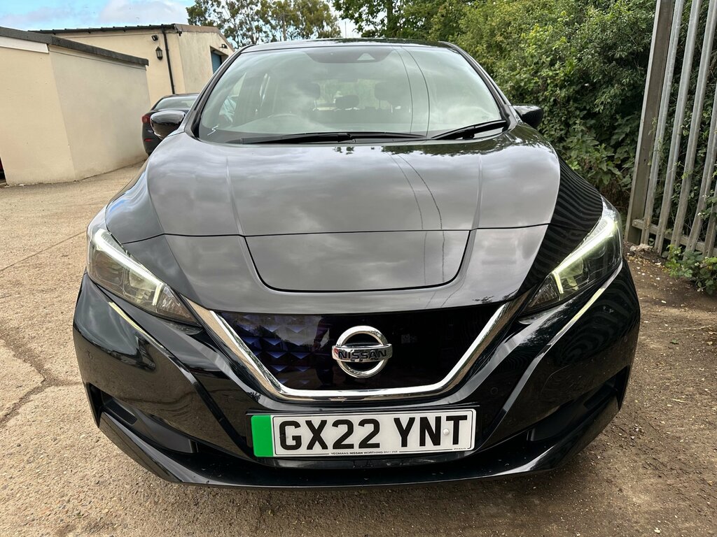 Nissan Leaf 40Kwh Acenta Hatchback 150 Ps Black #5