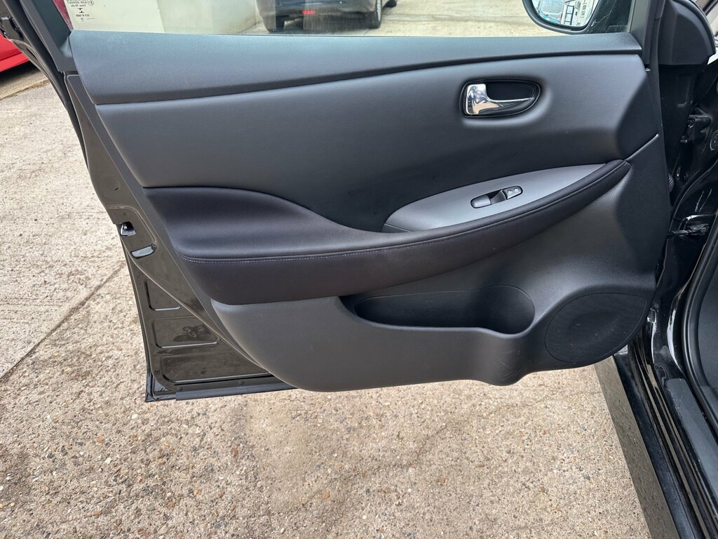 Nissan Leaf Leaf 160Kw E Tekna 59Kwh Hatchback Black #25