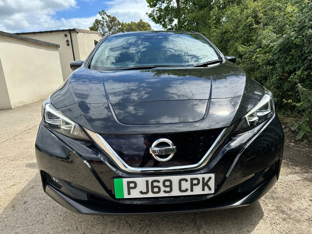 Nissan Leaf 40Kwh Tekna Hatchback 150 Ps Black #5