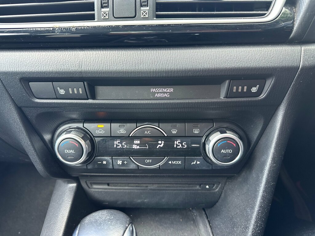 Mazda 3 Hatchback Grey #39
