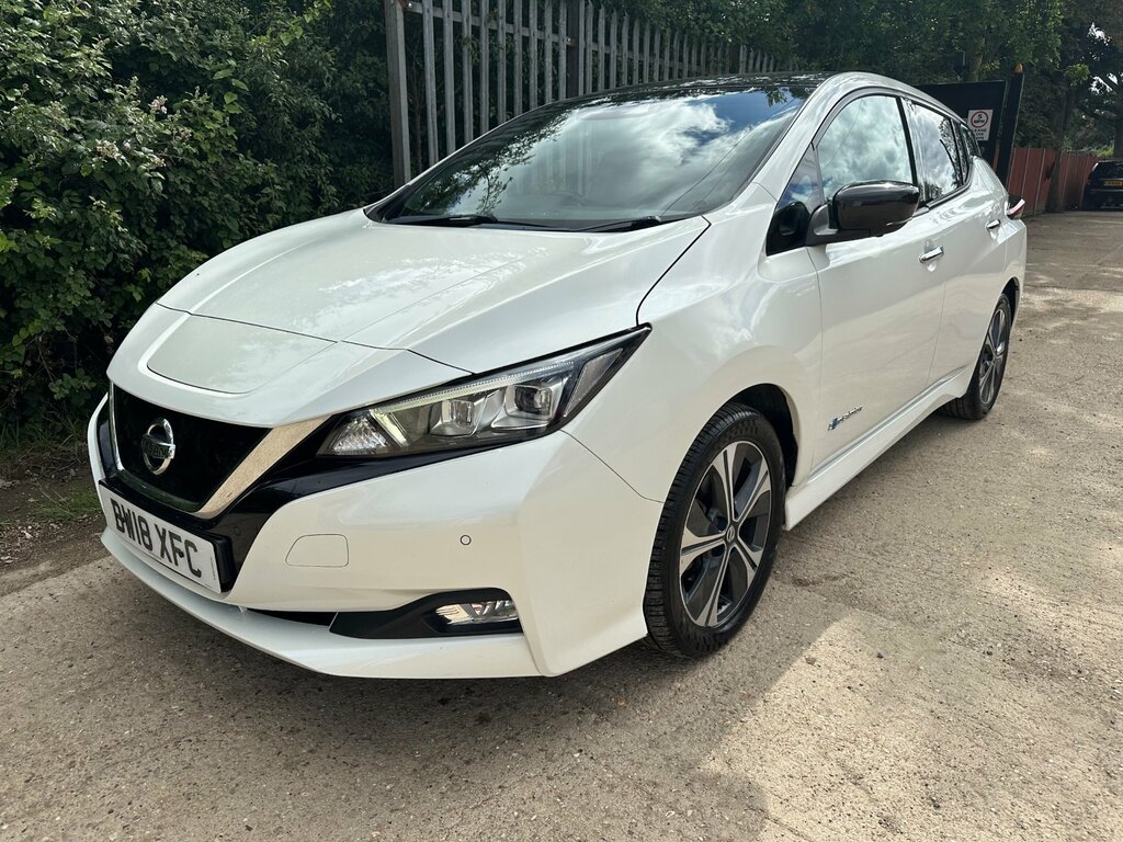 Nissan Leaf 40Kwh 2.Zero Hatchback 150 Ps Black #19