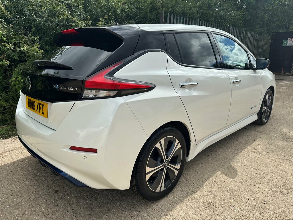 Nissan Leaf 40Kwh 2.Zero Hatchback 150 Ps Black #8