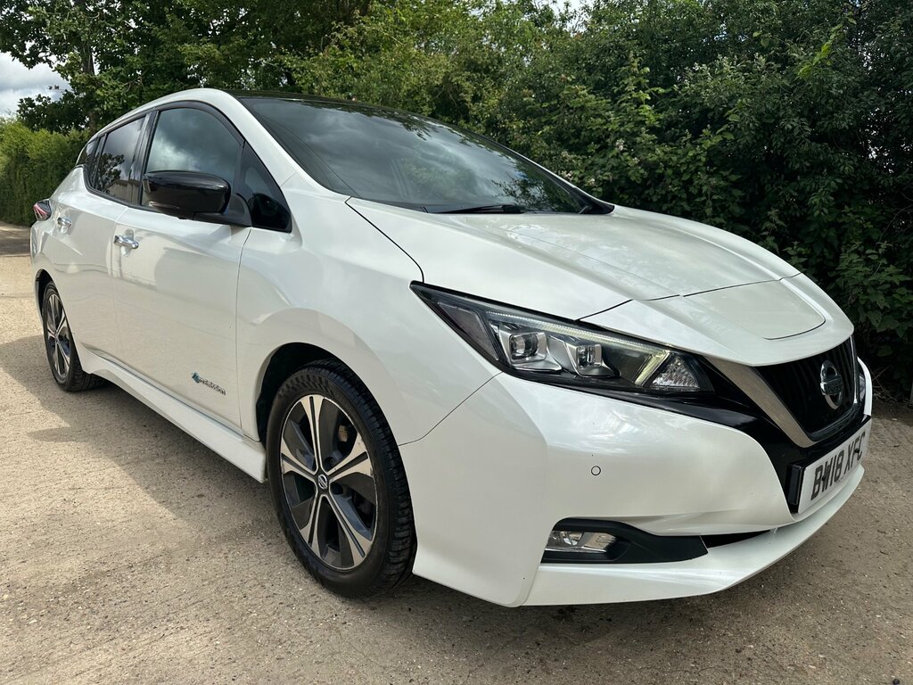 Nissan Leaf 40Kwh Tekna Hatchback 150 Ps White #6