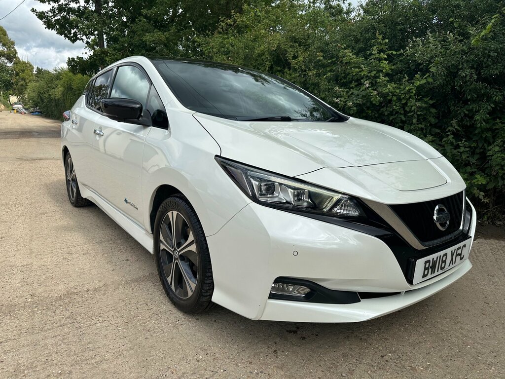 Nissan Leaf 40Kwh Tekna Hatchback 150 Ps White