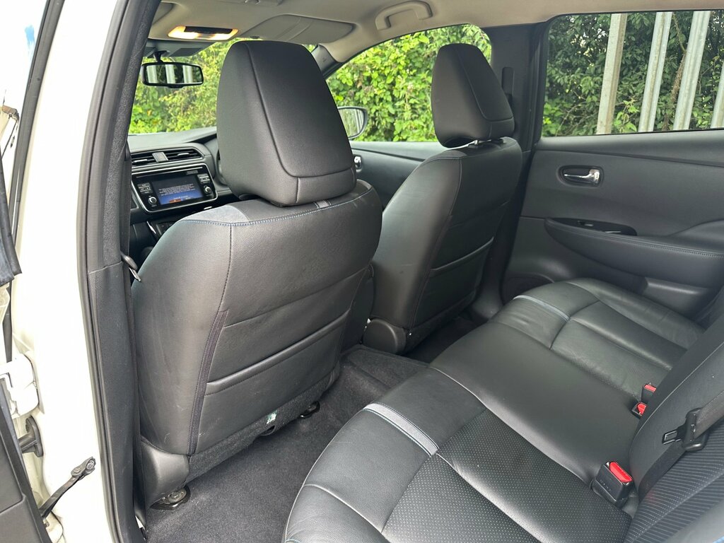 Nissan Leaf 40Kwh 2.Zero Hatchback 150 Ps Black #31