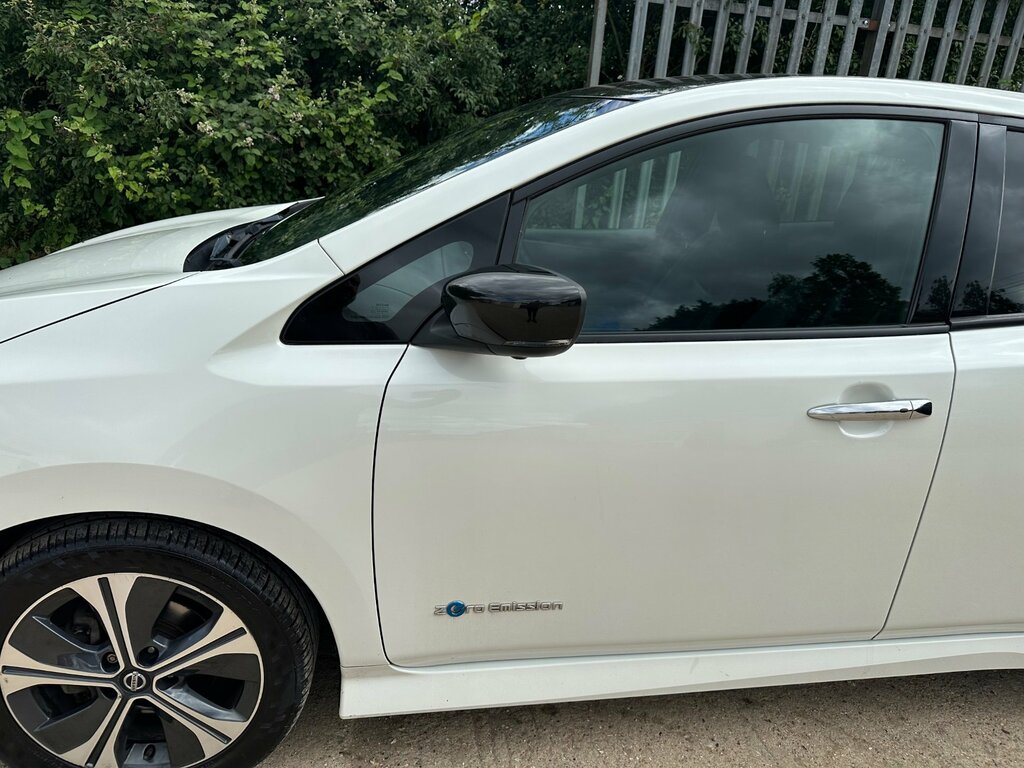 Nissan Leaf 40Kwh 2.Zero Hatchback 150 Ps Black #22