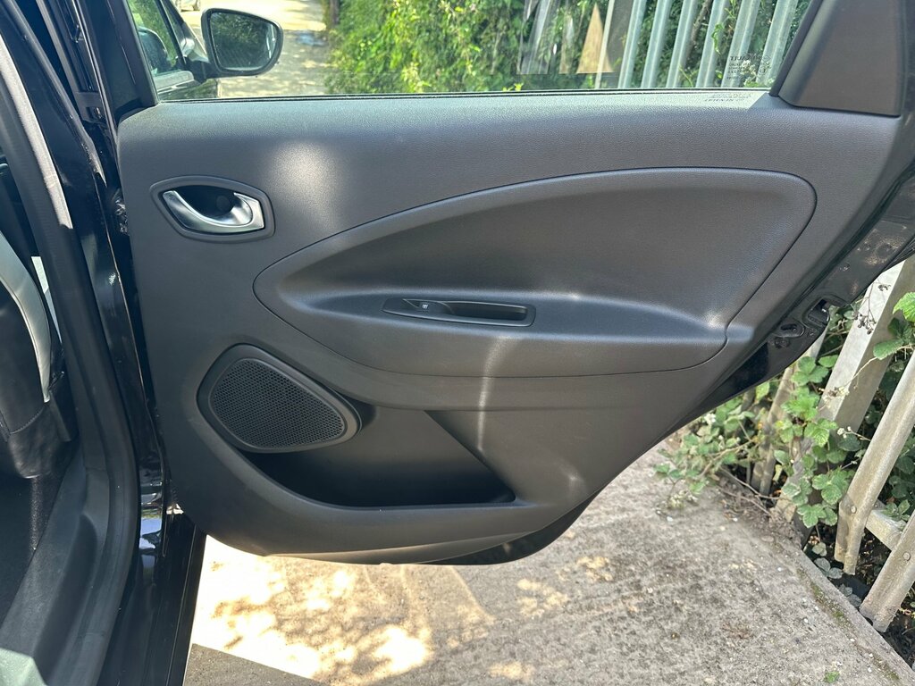 Renault Zoe Gt Edition Black #32