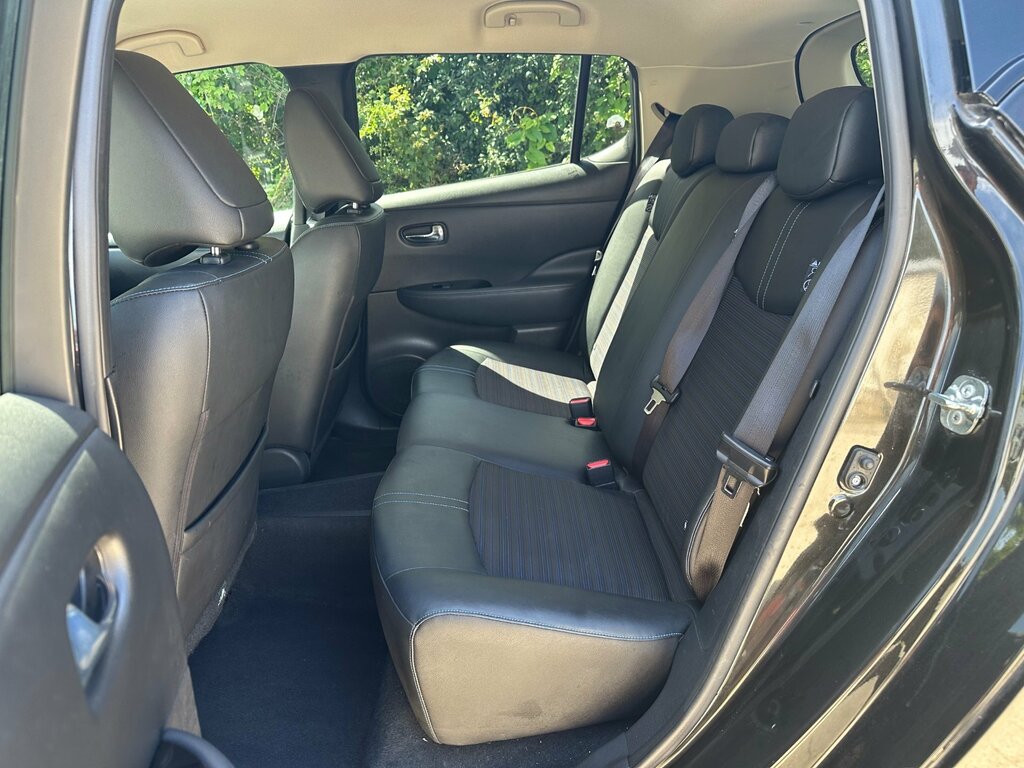 Nissan Leaf N-connecta Grey #27