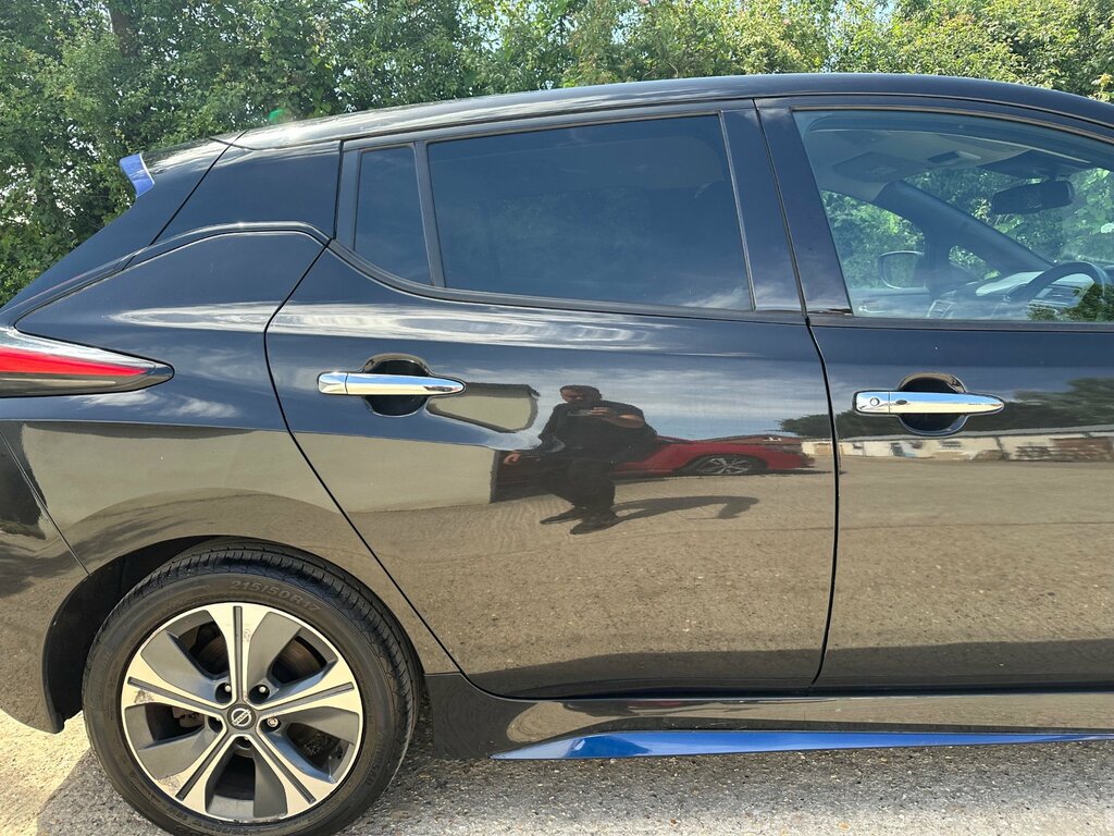 Nissan Leaf N-connecta Grey #9
