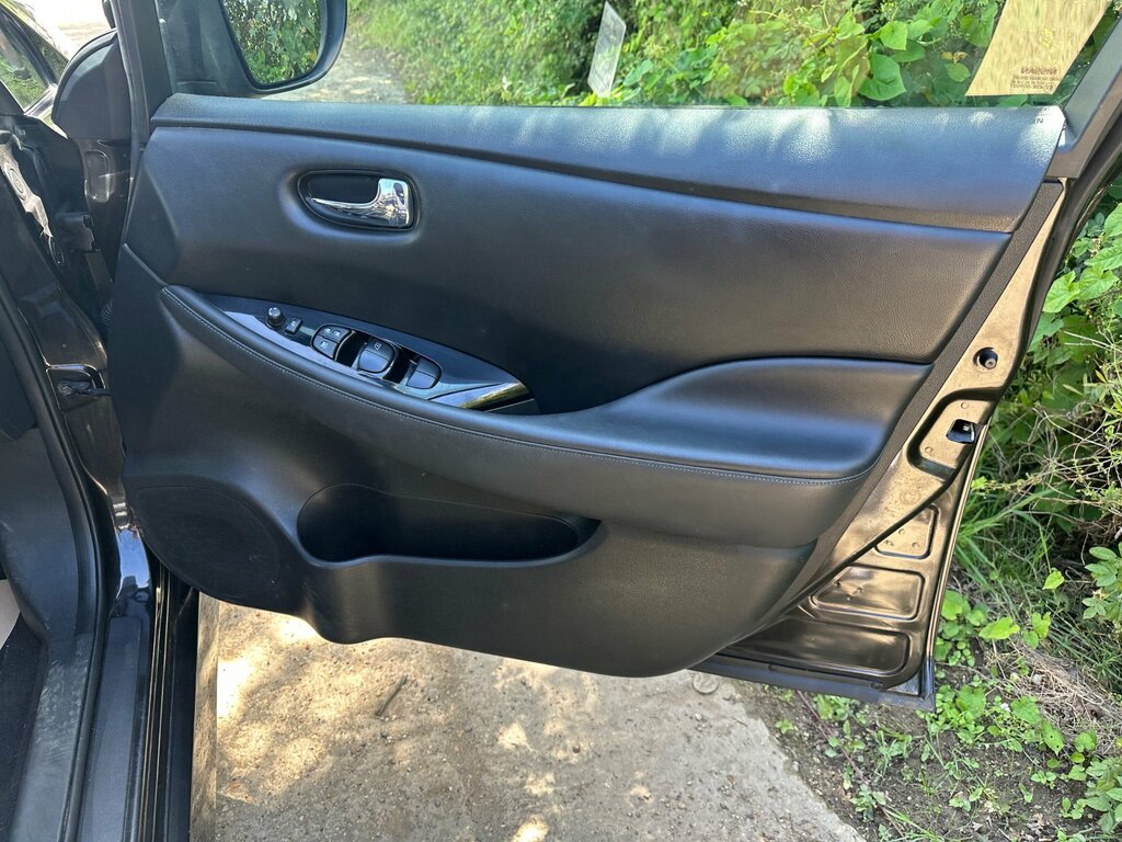 Nissan Leaf N-connecta Grey #34