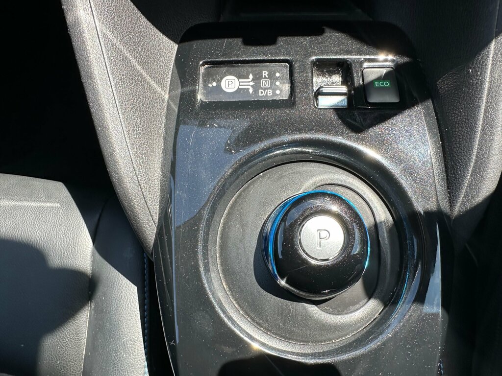 Nissan Leaf N-connecta Grey #39