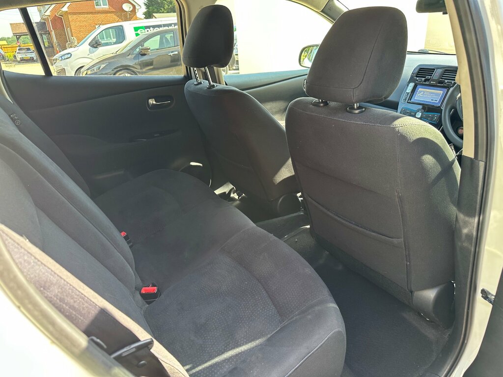 Nissan Leaf 80Kw Acenta 24Kwh Red #31