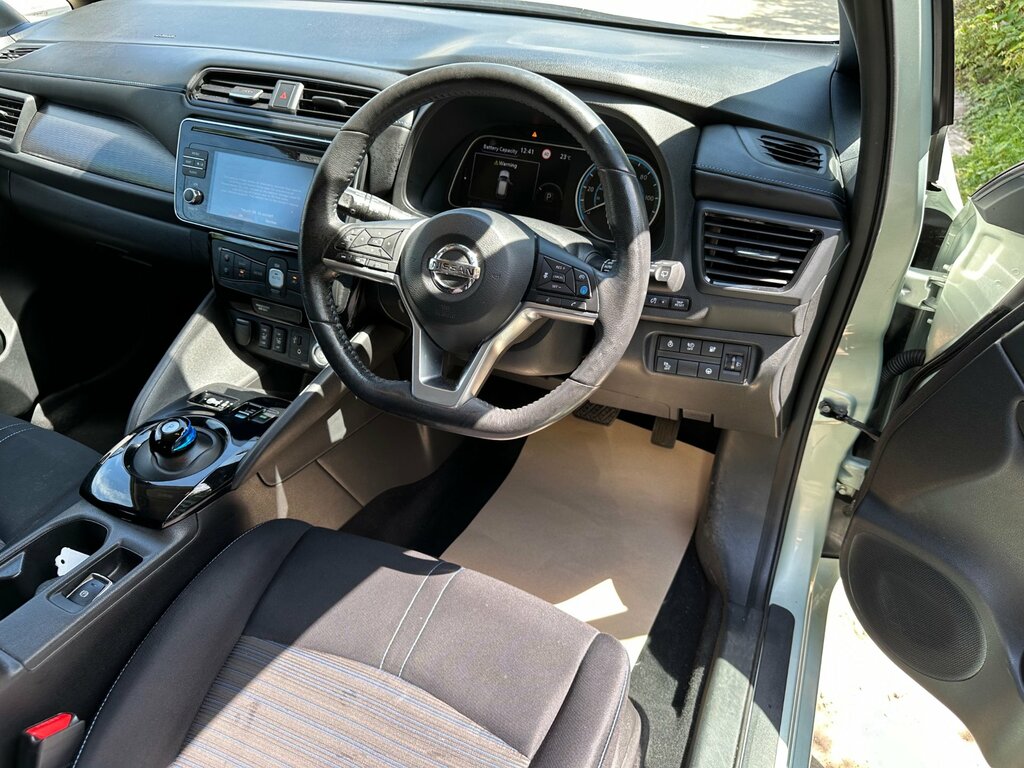 Nissan Leaf 110Kw N-connecta 40Kwh  #35