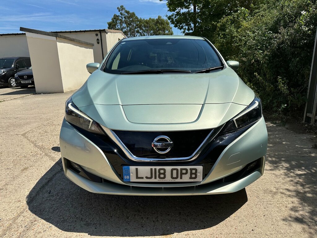 Nissan Leaf 40Kwh 2.Zero Hatchback 150 Ps Silver #5
