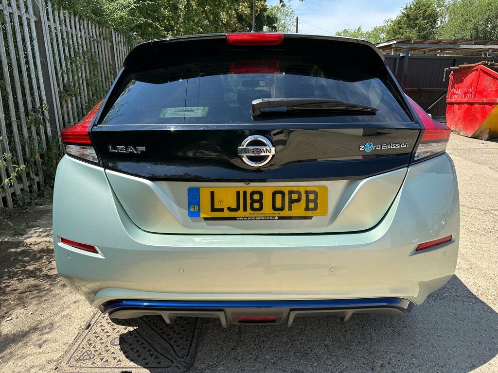 Nissan Leaf 110Kw N-connecta 40Kwh  #11