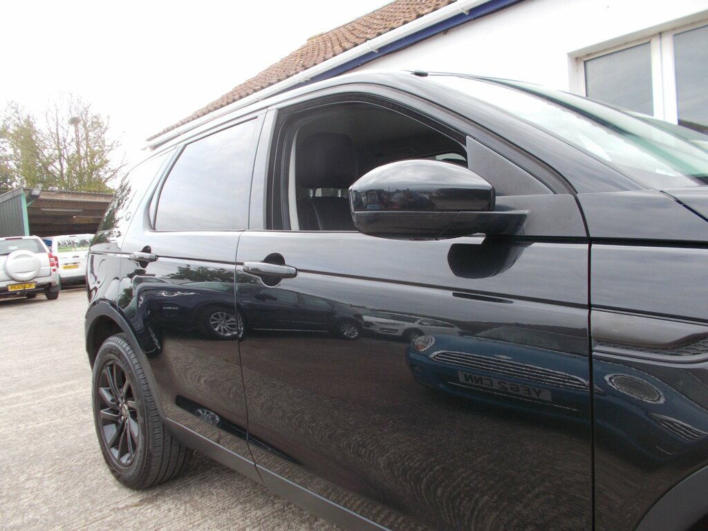 Land Rover Discovery Sport 2.0 Td4 Se Tech Suv 4Wd Euro 6 S Black #3