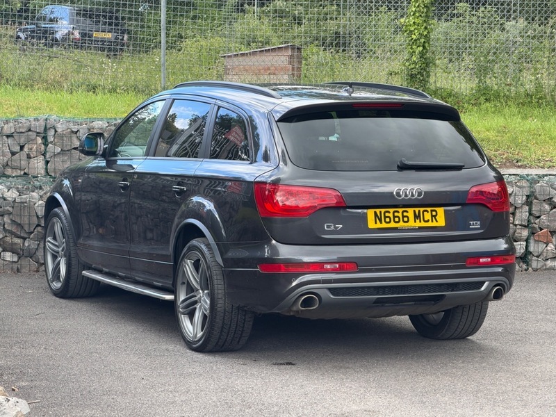Audi Q7 3.0 Tdi V6 S-line Grey #4